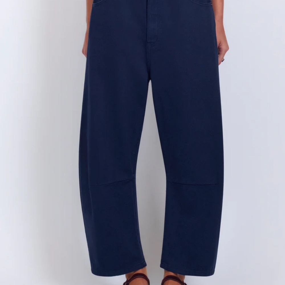 Rocha Blue Ankle Cropped Jeans with Classic Texture by Roucha